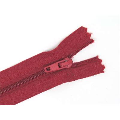 Zip Rouge Foncé 15 cm