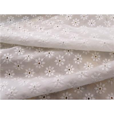 Tissu Broderie Anglaise Paquerettes