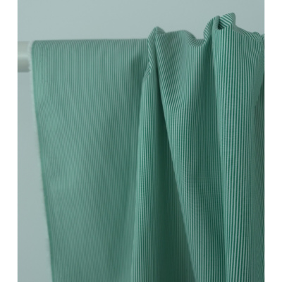 Tissu Popeline 100 % Coton Fines Rayures Vert & Blanc