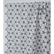 Tissu Voile de Coton Broderie Daisy Noir