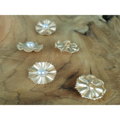 Bouton Dor Fleur & Perle 23 mm