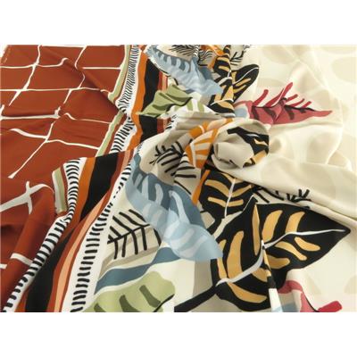 Tissu Voile de Viscose Feuillage Graphique