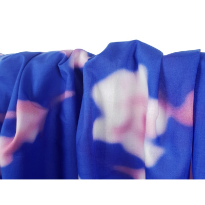 Tissu Voile de Coton Blured Flowers Bleu / Rose