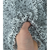 Tissu Crepe 100 % Viscose Black & White Flowers