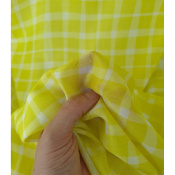 Tissu Taffetas Léger Viscose & Soie Graphic Checks Jaune / Ecru