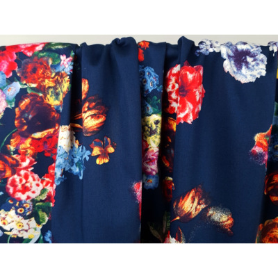 Tissu Satin de Coton Floral Marine