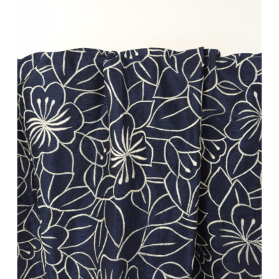 Tissu Taffetas de Soie Brodée